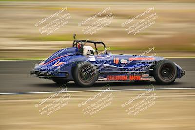 media/Jan-26-2025-CalClub SCCA (Sun) [[cfcea7df88]]/Group 7/Race/